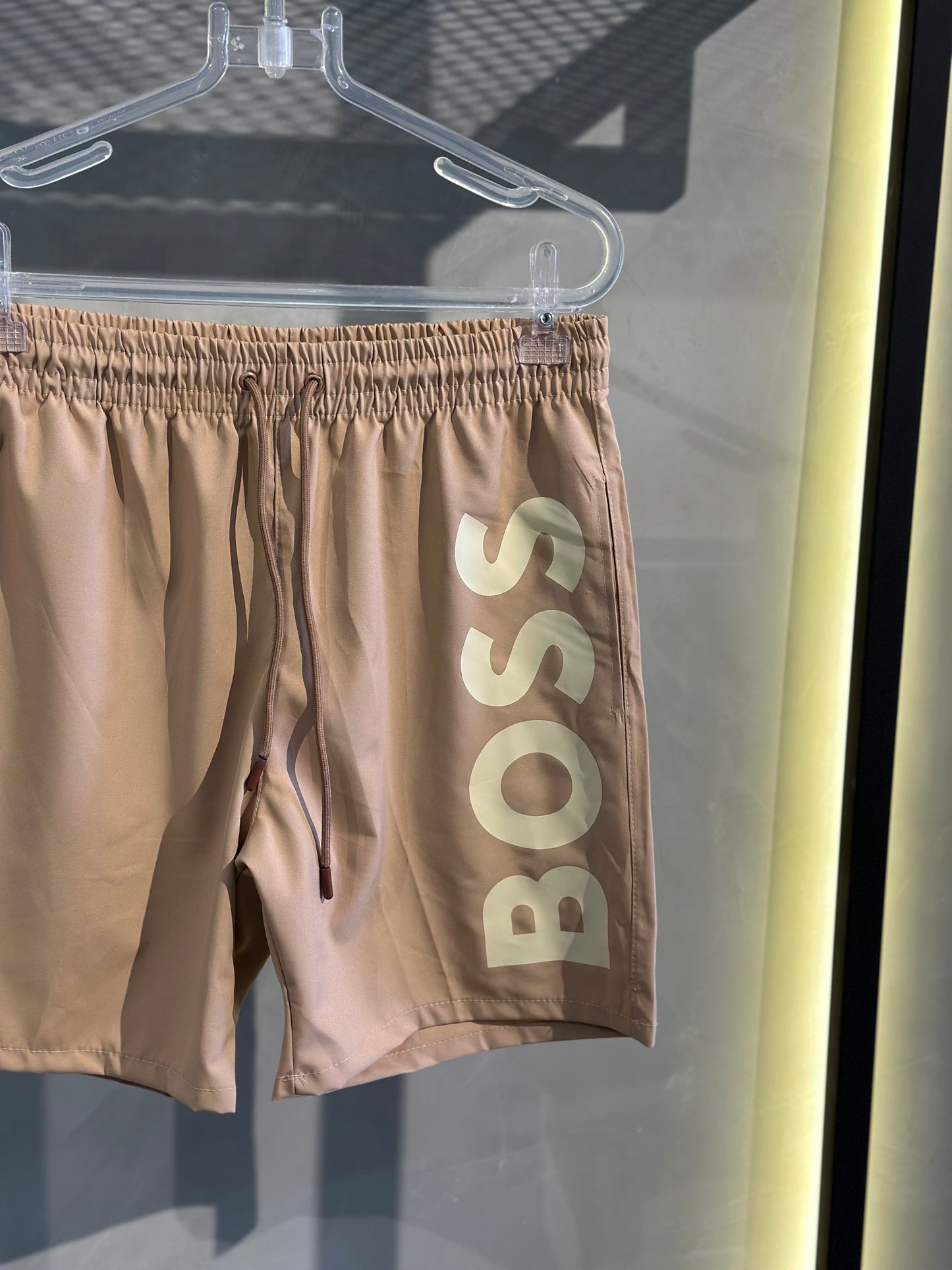 Short B0SS