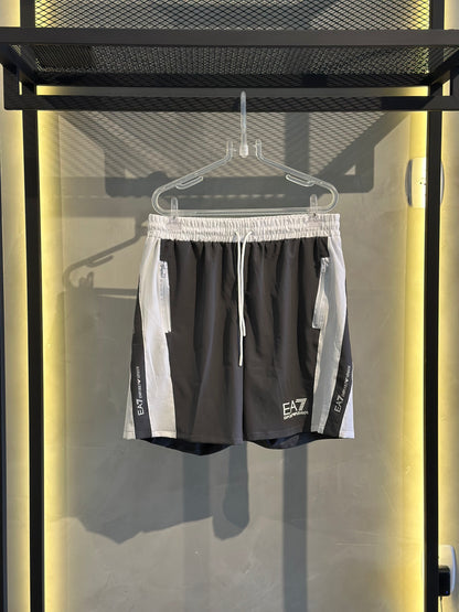 Short E A 7