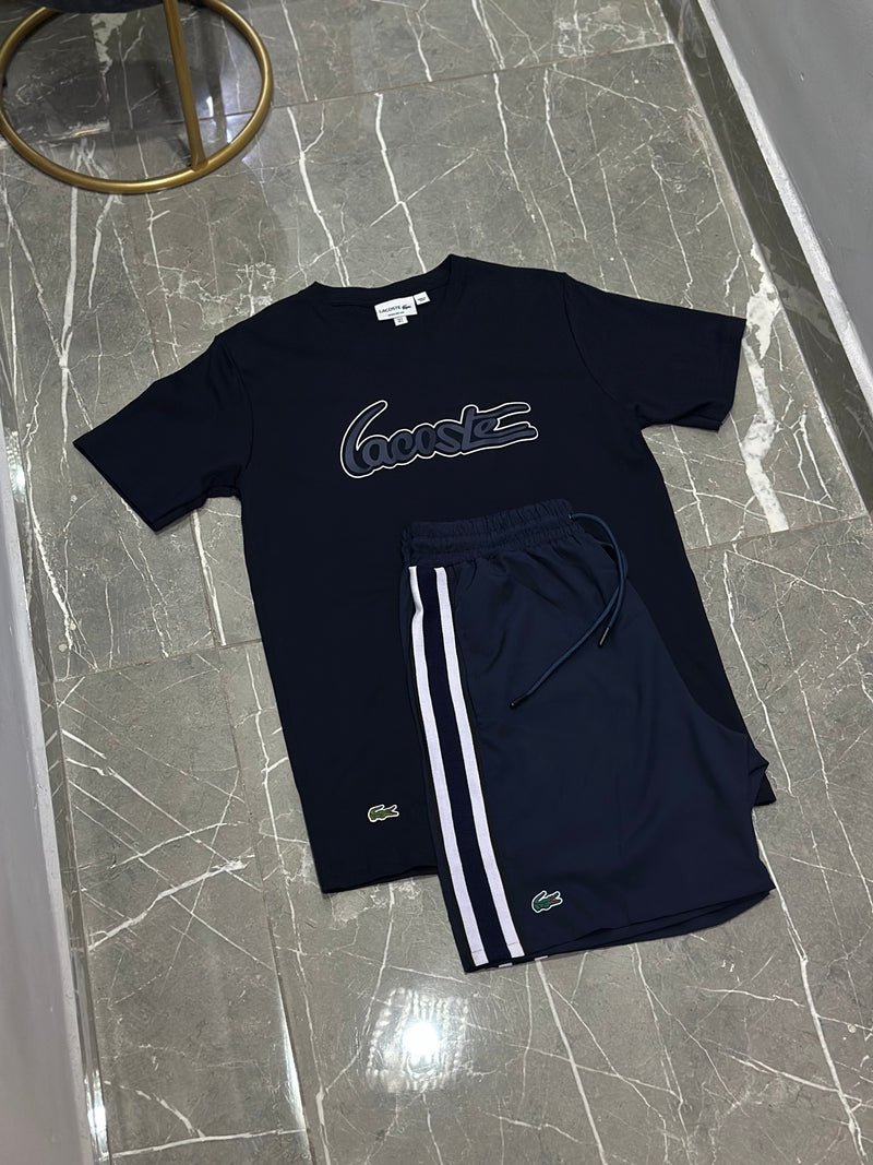Kit Lacoste