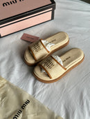 Slide Miu M!u