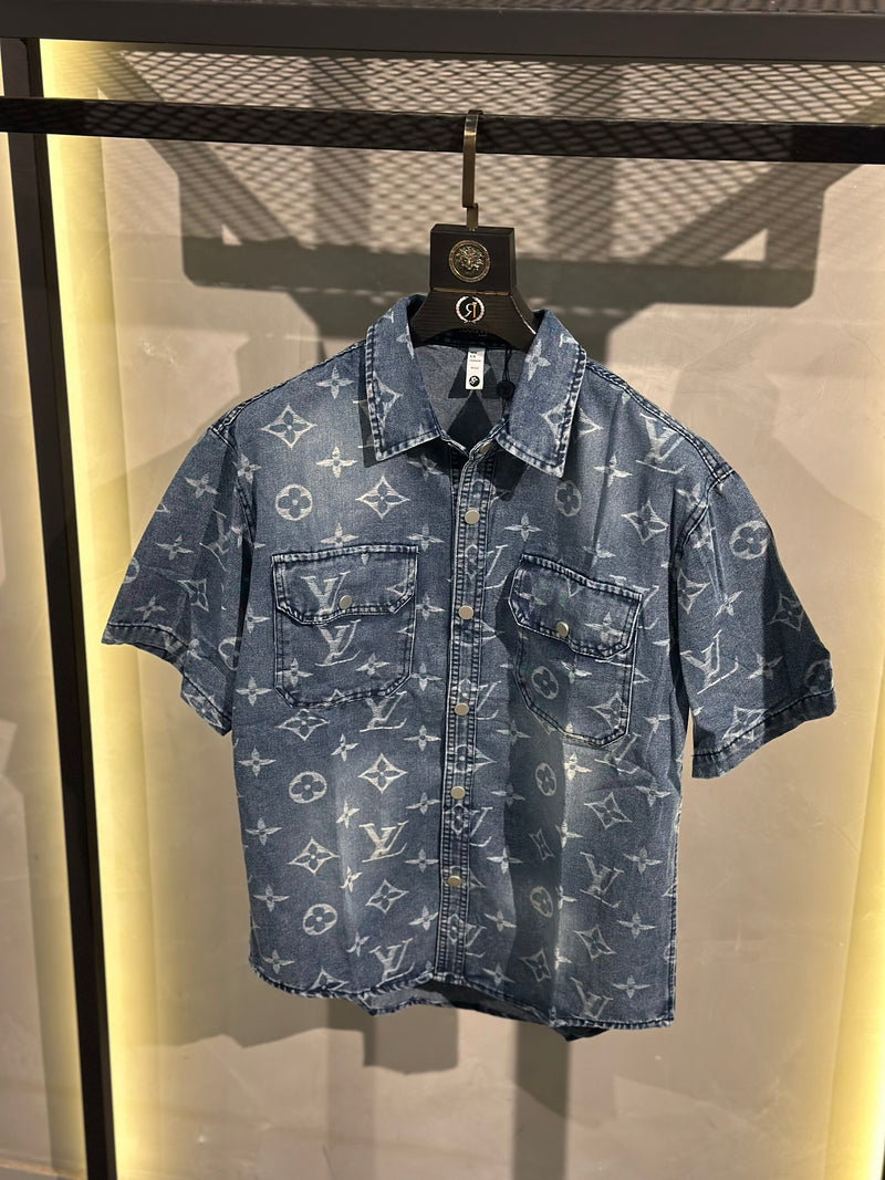 Camisa de botão Lv