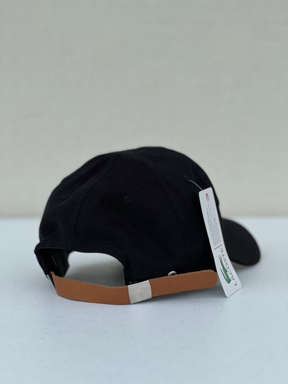 Boné L a c o s t e  Preto